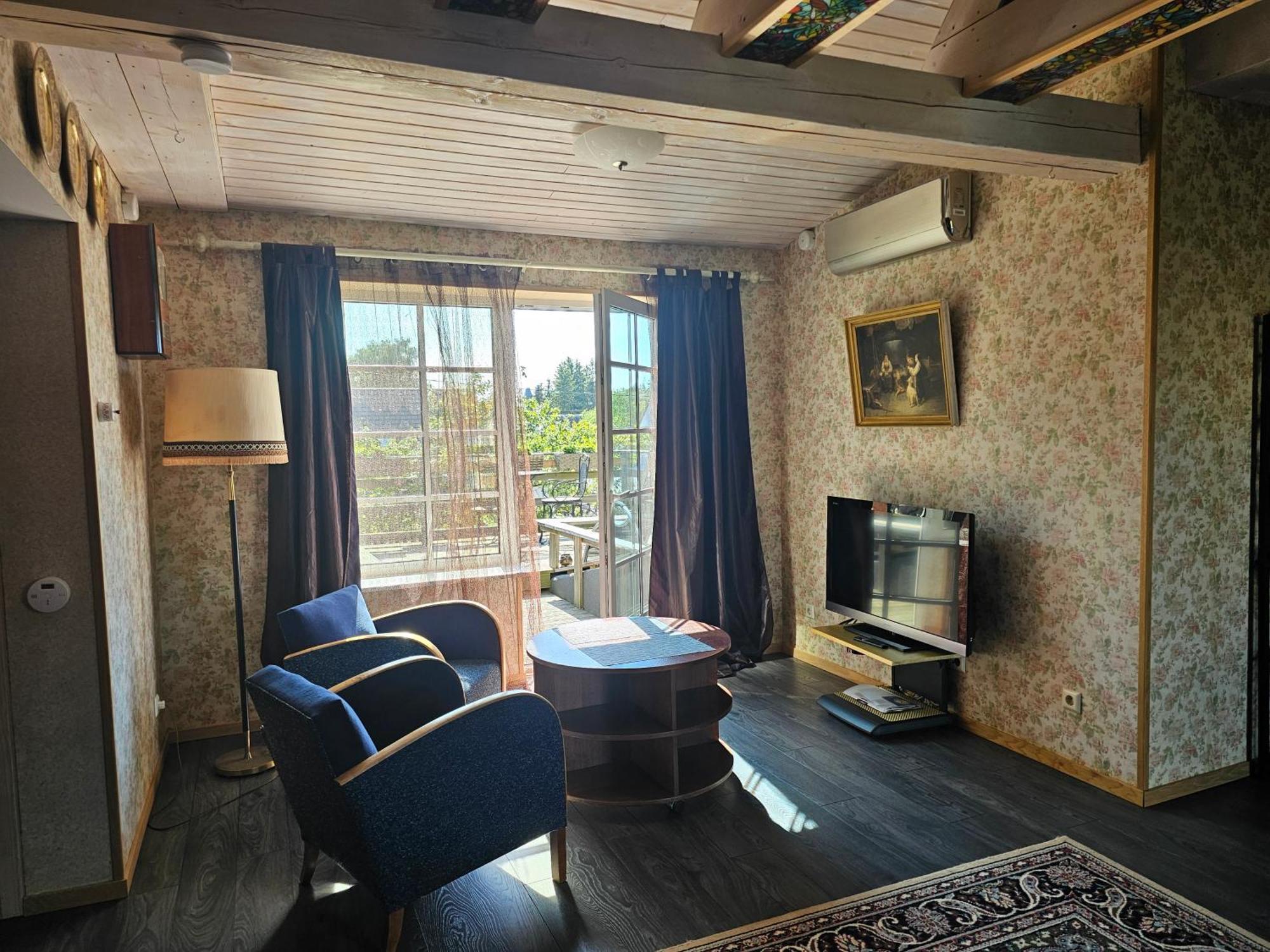 Karusselli 25 Apartments Parnawa Zewnętrze zdjęcie