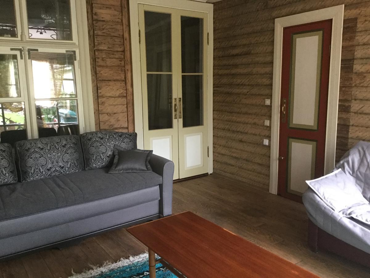 Karusselli 25 Apartments Parnawa Zewnętrze zdjęcie